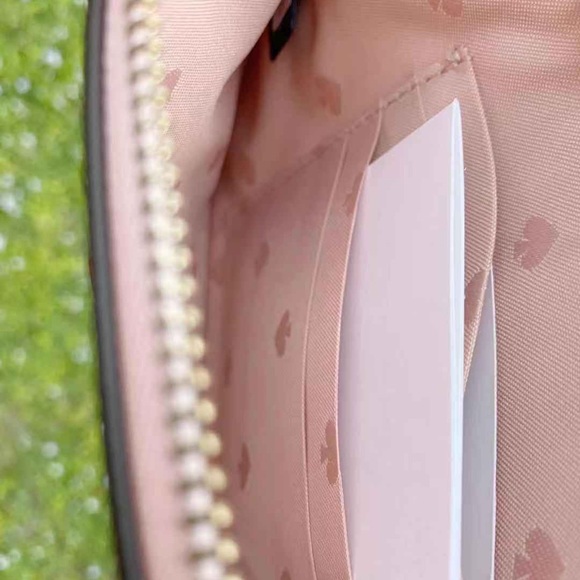 Gaby’sBags💕NWT Kate Spade ♠️ Wristlet - Picture 3 of 5